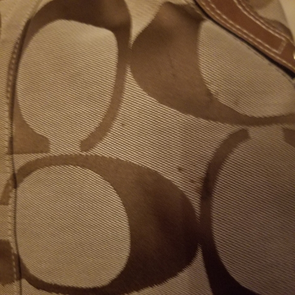 Coach Carly Signature Hobo Handbag Purse 10619 Exc - Picture 2 of 15